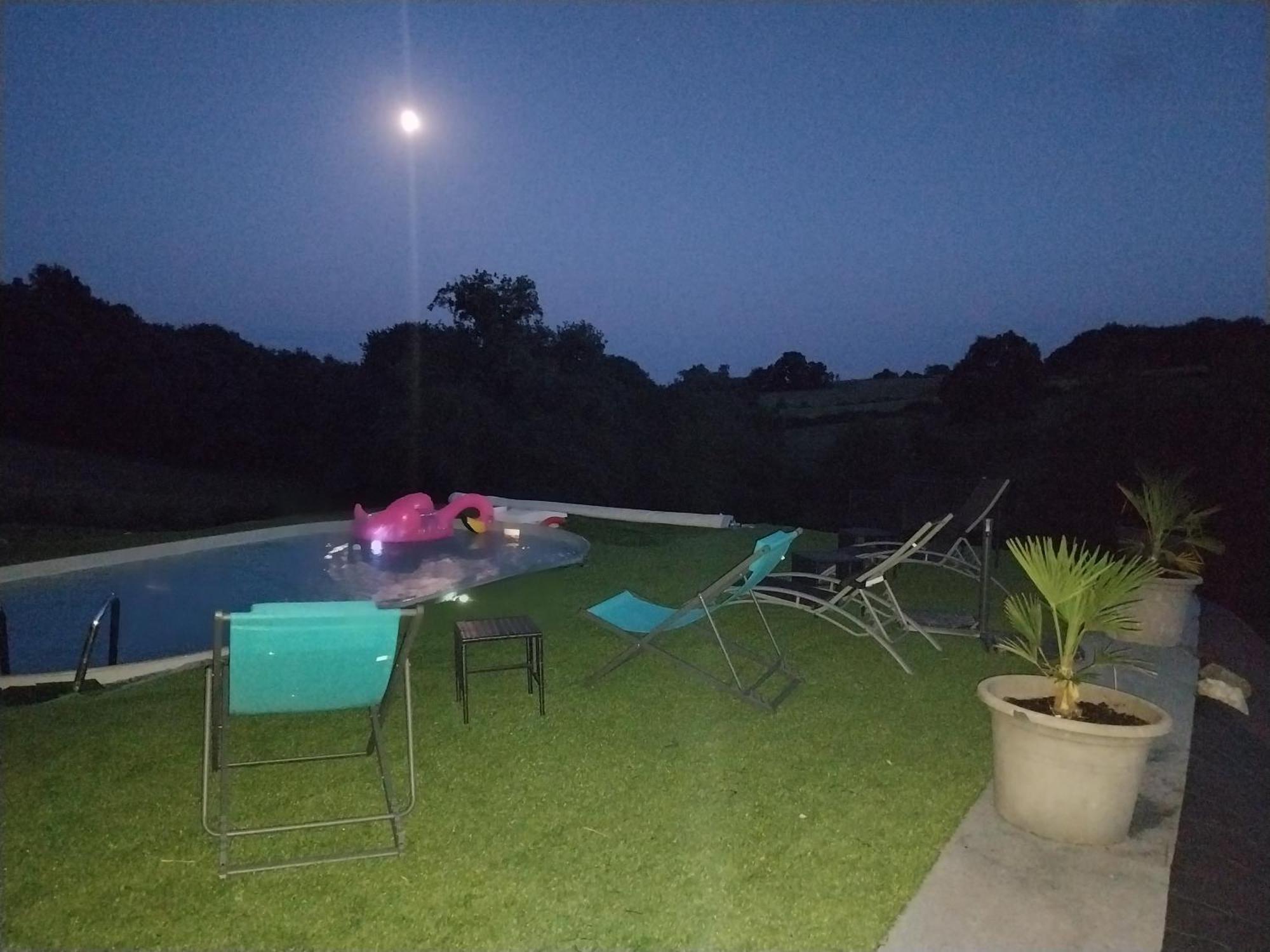 La Bubble Hotel La Salvetat-Peyrales ภายนอก รูปภาพ
