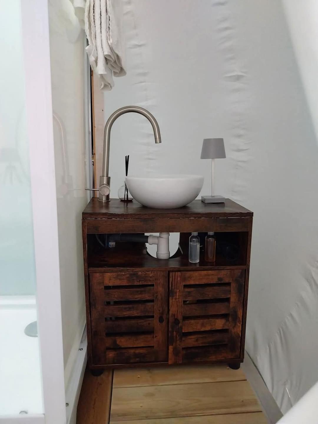 La Bubble Hotel La Salvetat-Peyrales ภายนอก รูปภาพ