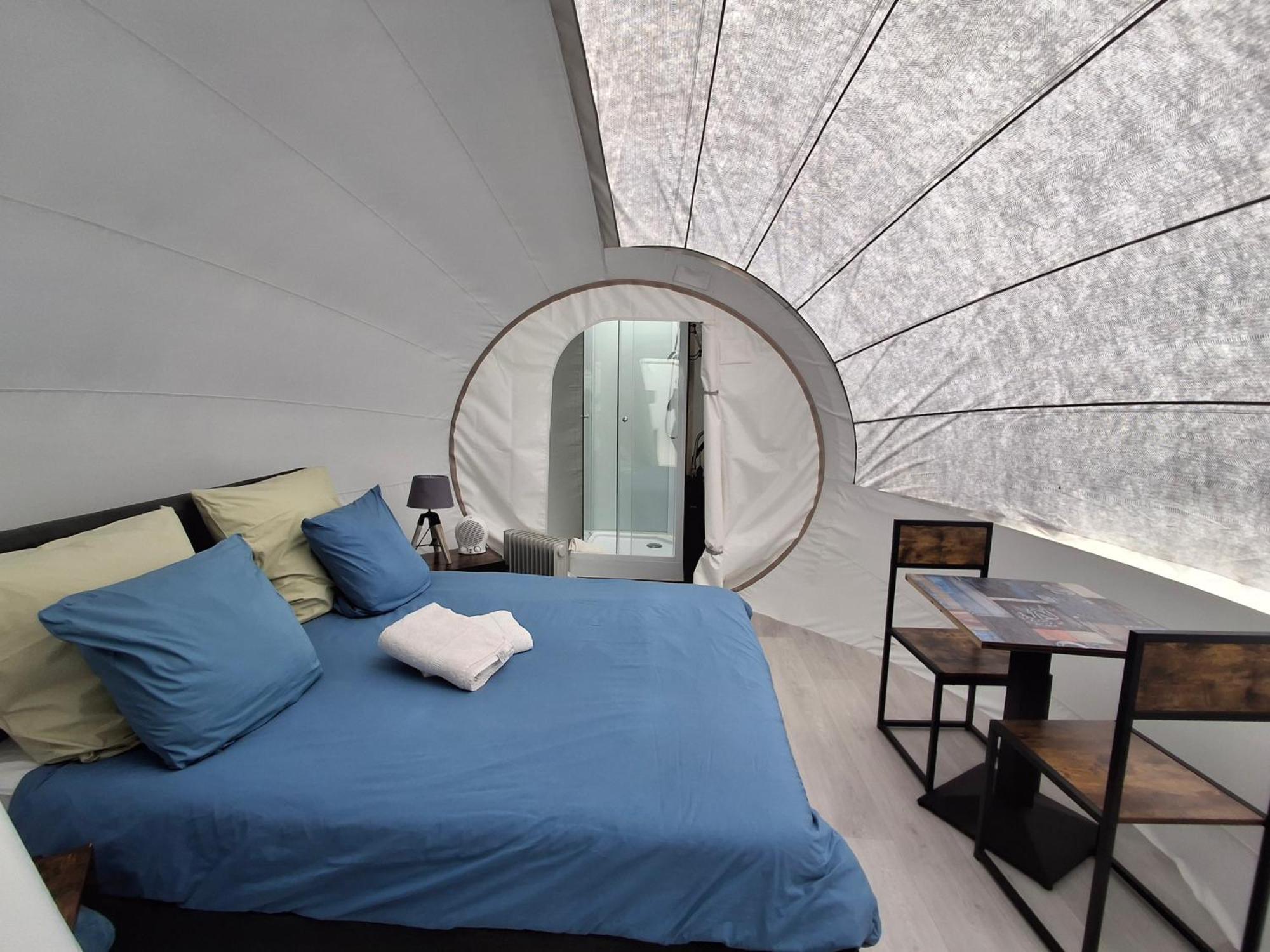 La Bubble Hotel La Salvetat-Peyrales ภายนอก รูปภาพ